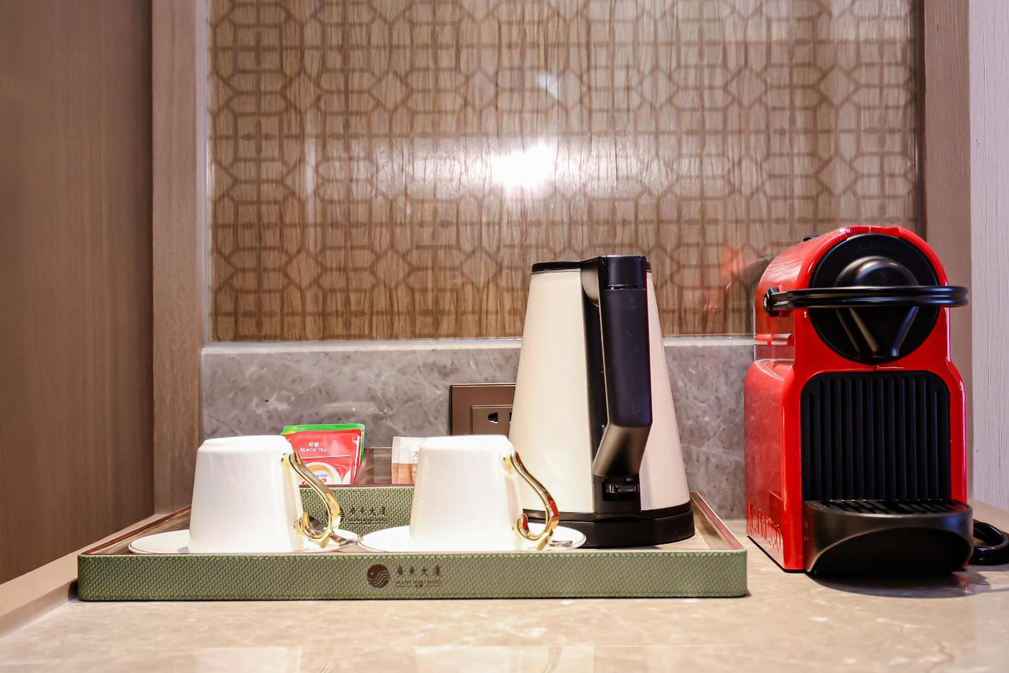 Beijing Guangdong Hotel Екстер'єр фото
